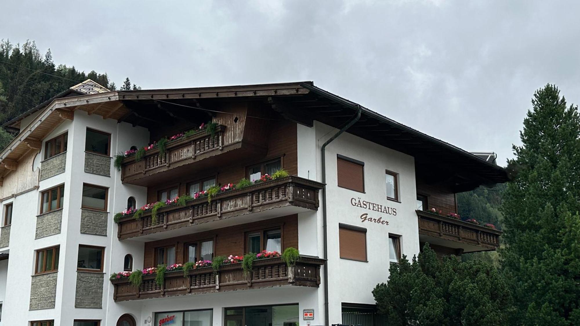 Gastehaus Garber Apartment Stumm Exterior photo